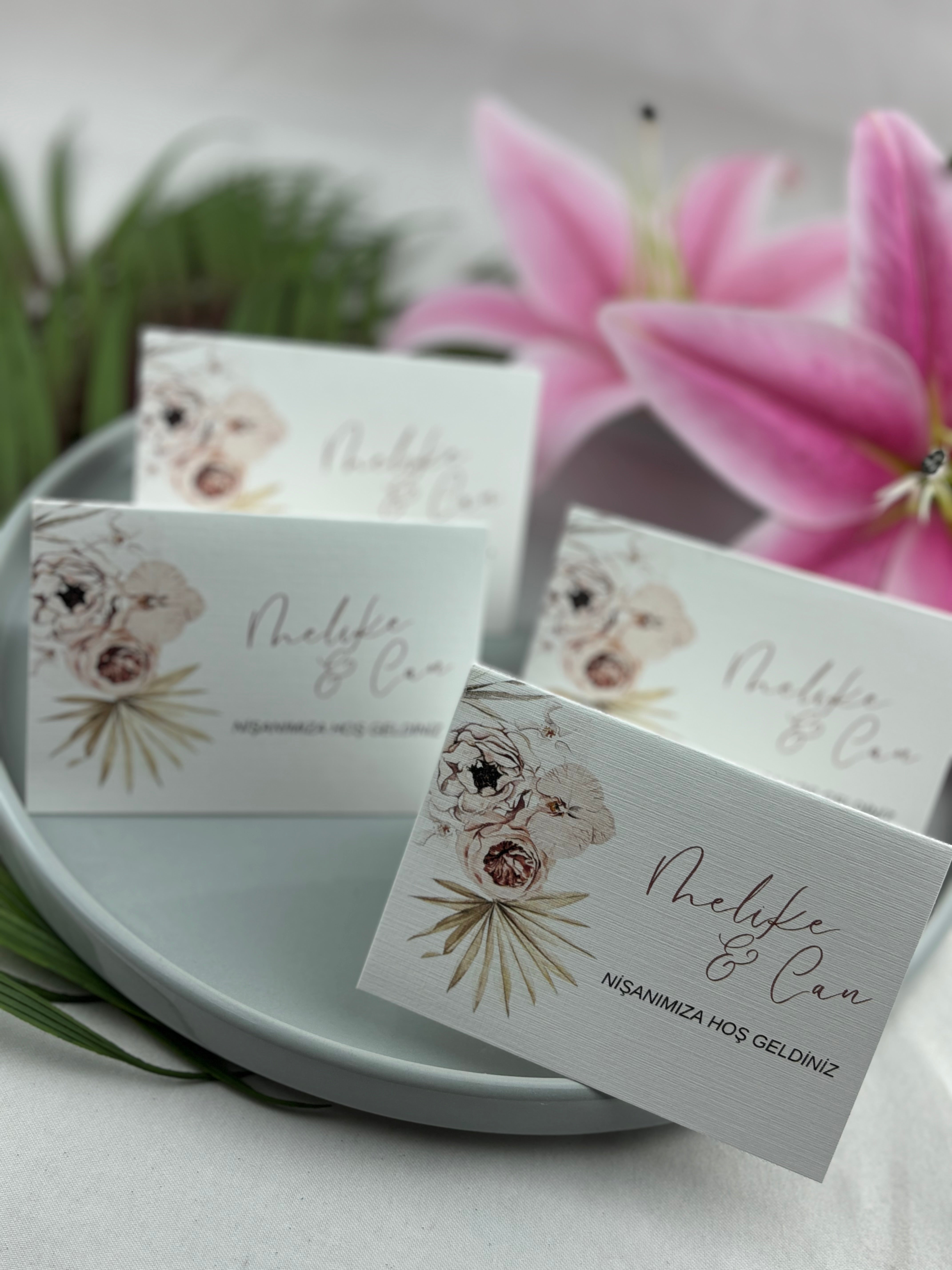 pampaslı boho kişiye özel masa isimliği masa üstü görünümü 4