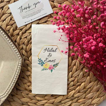 Sarı ve Pembe Güllü Gold Altıgen kişiye özel isimli peçete, düğün ve nişan için 20'li paket