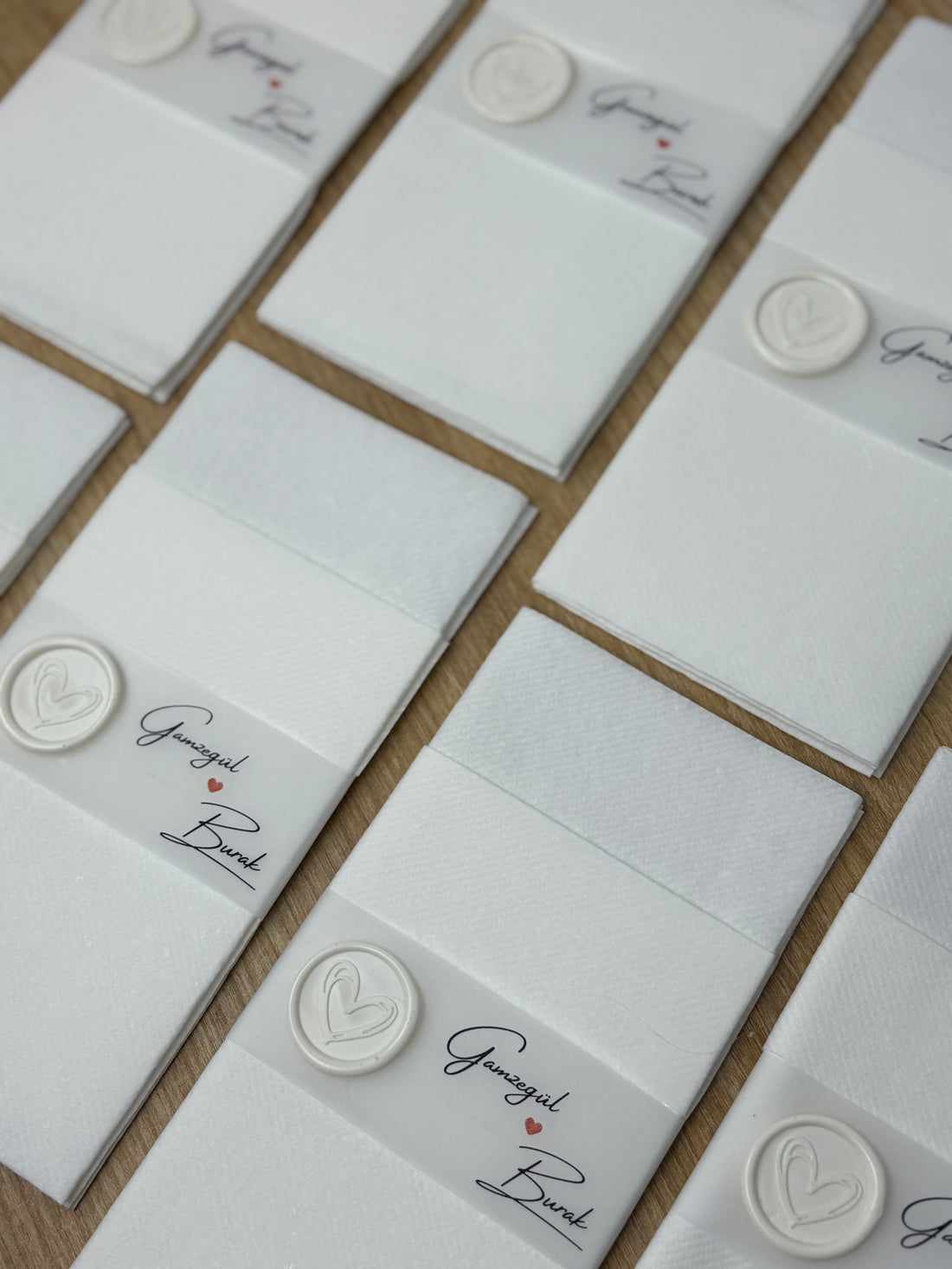 Beyaz Mühürlü Peçete