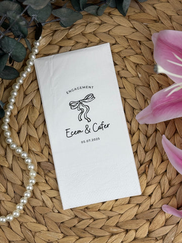 Fiyonk Çizimli Engagement Yazılı kişiye özel isimli peçete, düğün ve nişan için 20'li paket